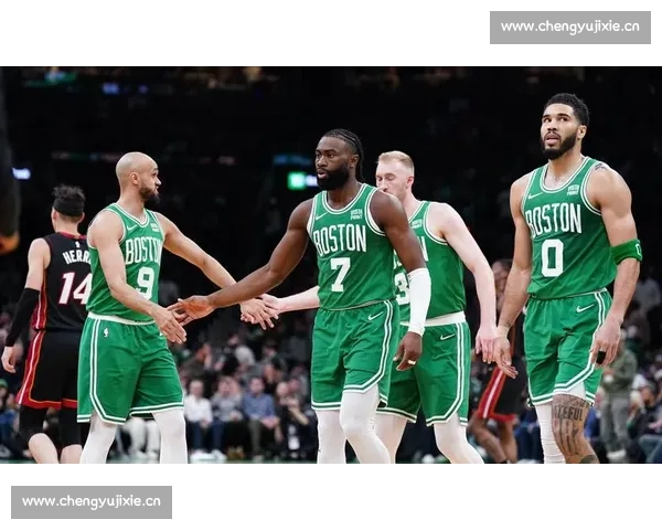 NBA季后赛即将开打 各队备战进入关键期 球迷期待新一轮精彩对决